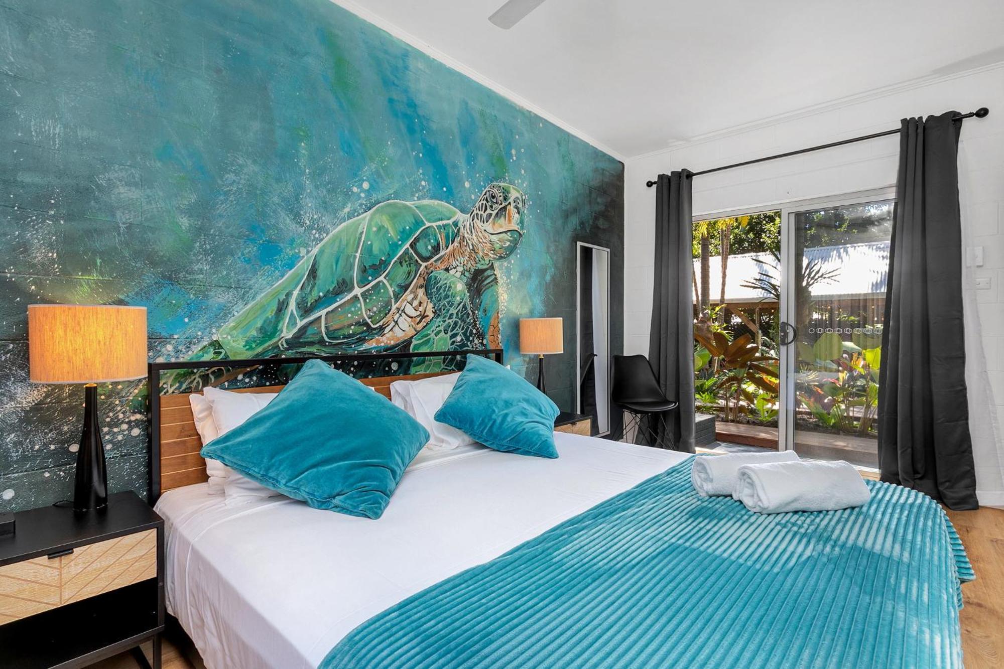 The Palms At Palm Cove Aparthotel Bagian luar foto